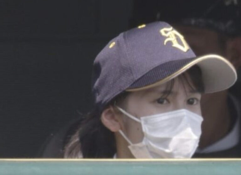 動画 長谷川華子 札幌大谷マネージャー が可愛い プロフィールや彼氏は 甲子園の天使画像まとめ