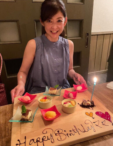 岡副麻希の母親