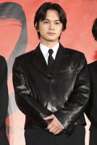 俳優